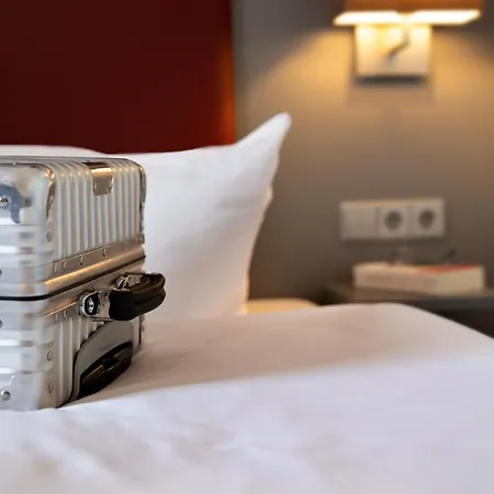 Otel Median Hannover 4*