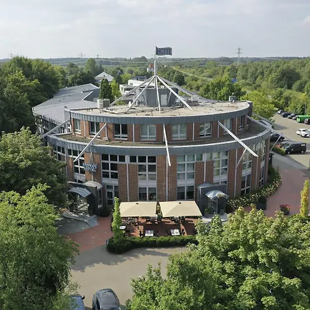 Median Hannover 4* ليرته