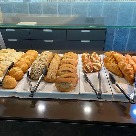 Hotel Median Hannover 4*