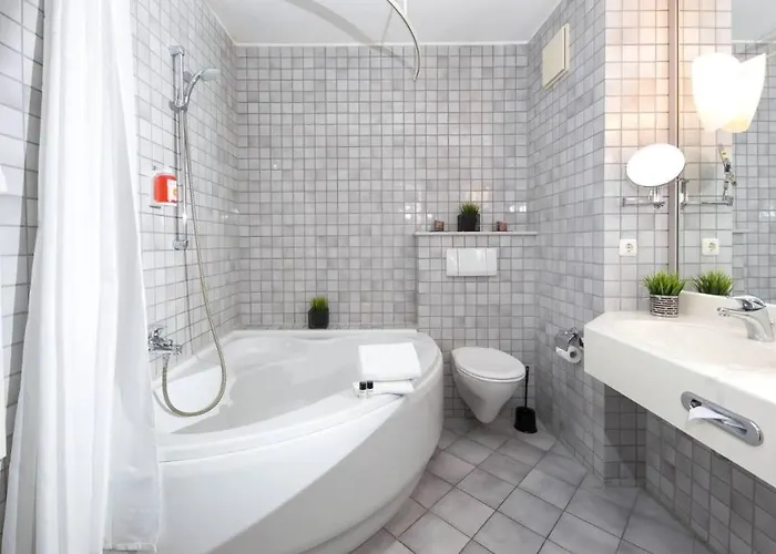 Median Hannover Отель Лерте