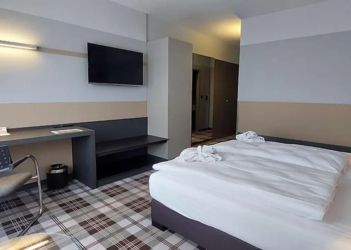 Median Hannover Отель 4*