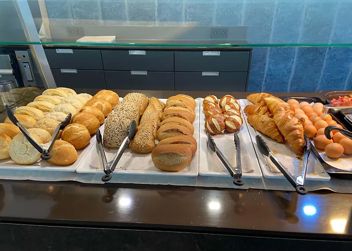 Отель Median Hannover 4*