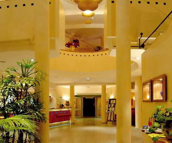 Median Hannover Отель 4*