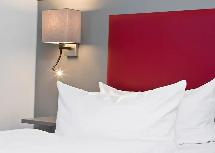 Median Hannover Отель 4*