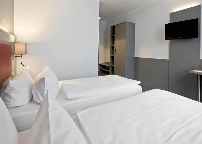 Отель Median Hannover 4*